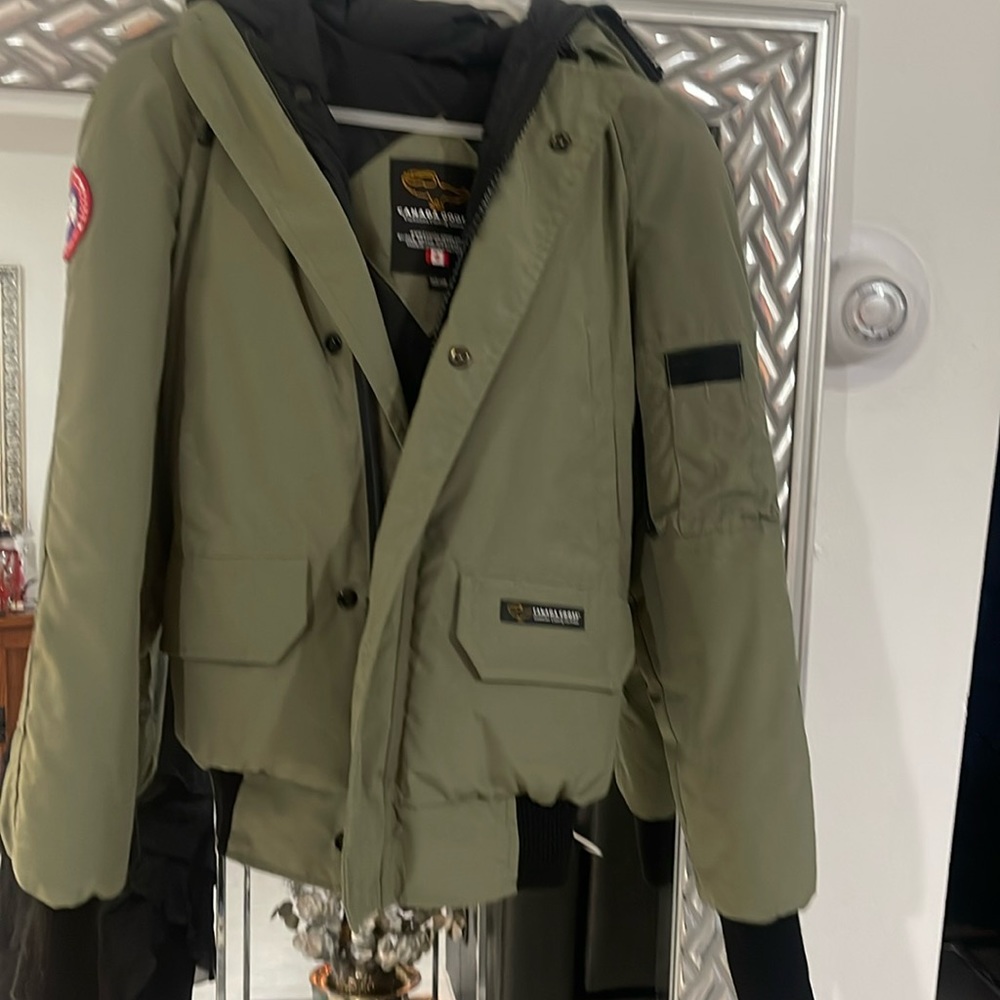 Casual Canada Goose Jacket size 3XS -3TP color Military green